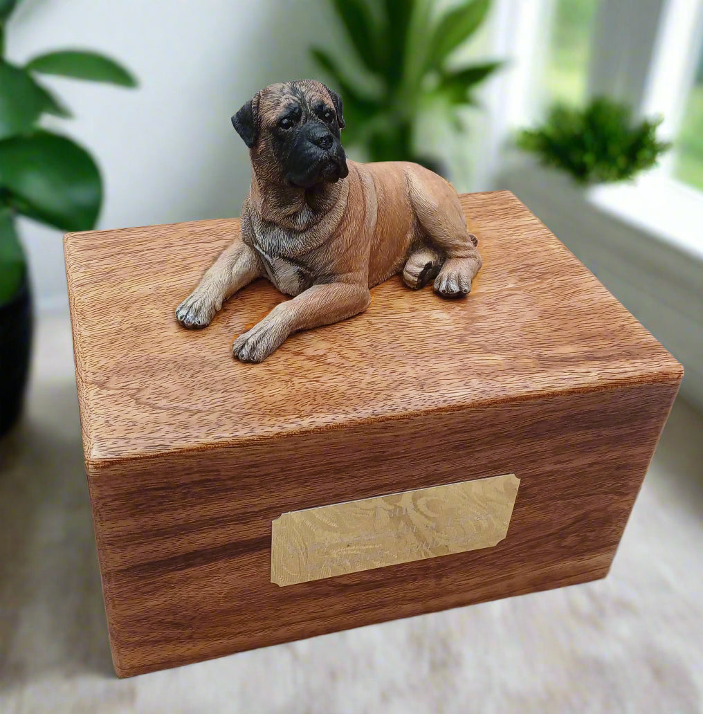Bullmastiff Wooden Cremation Urn ( Holds 1400 gr aprox )