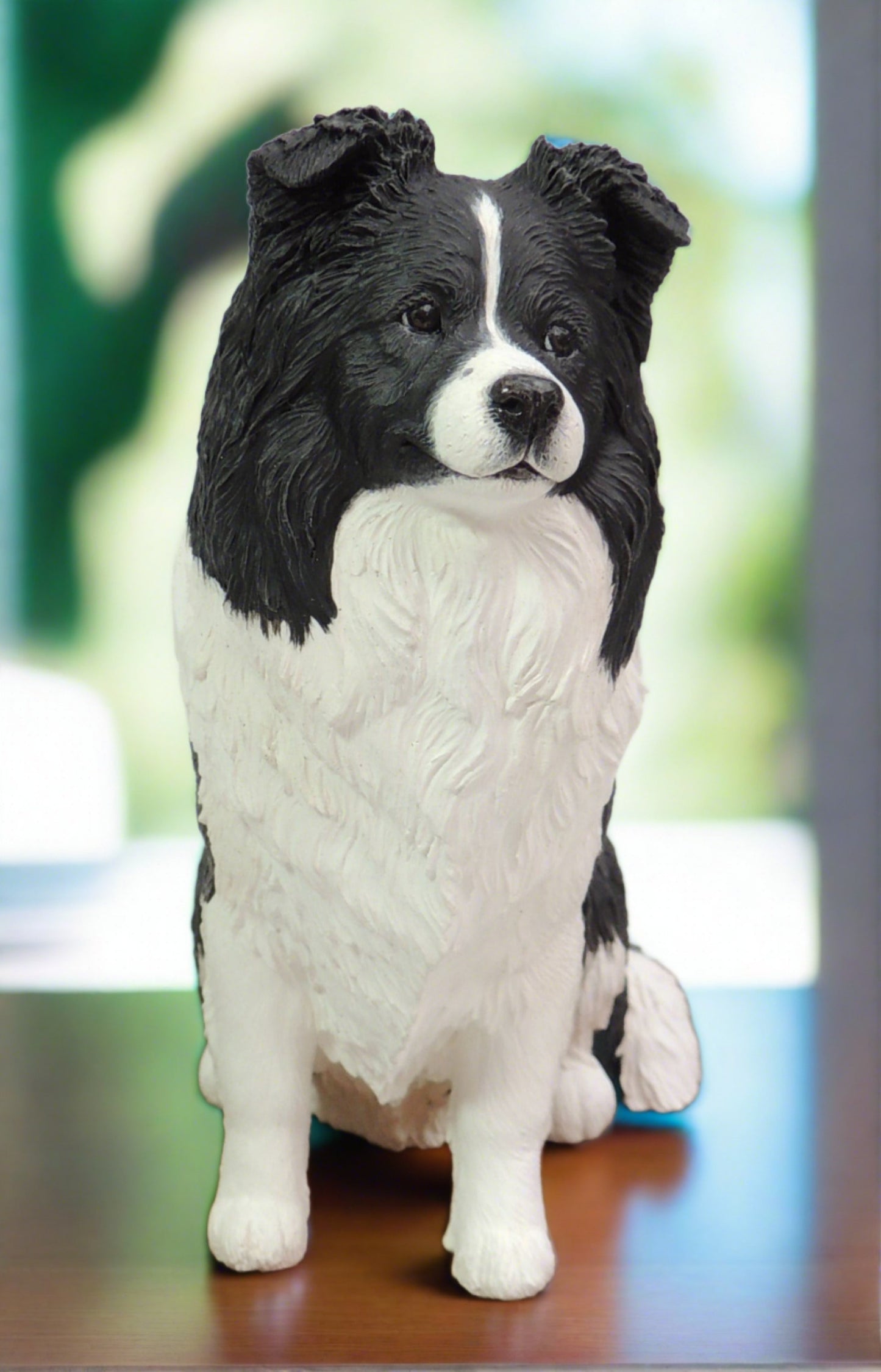 Border Collie Wooden Cremation Urn : Seated Pose