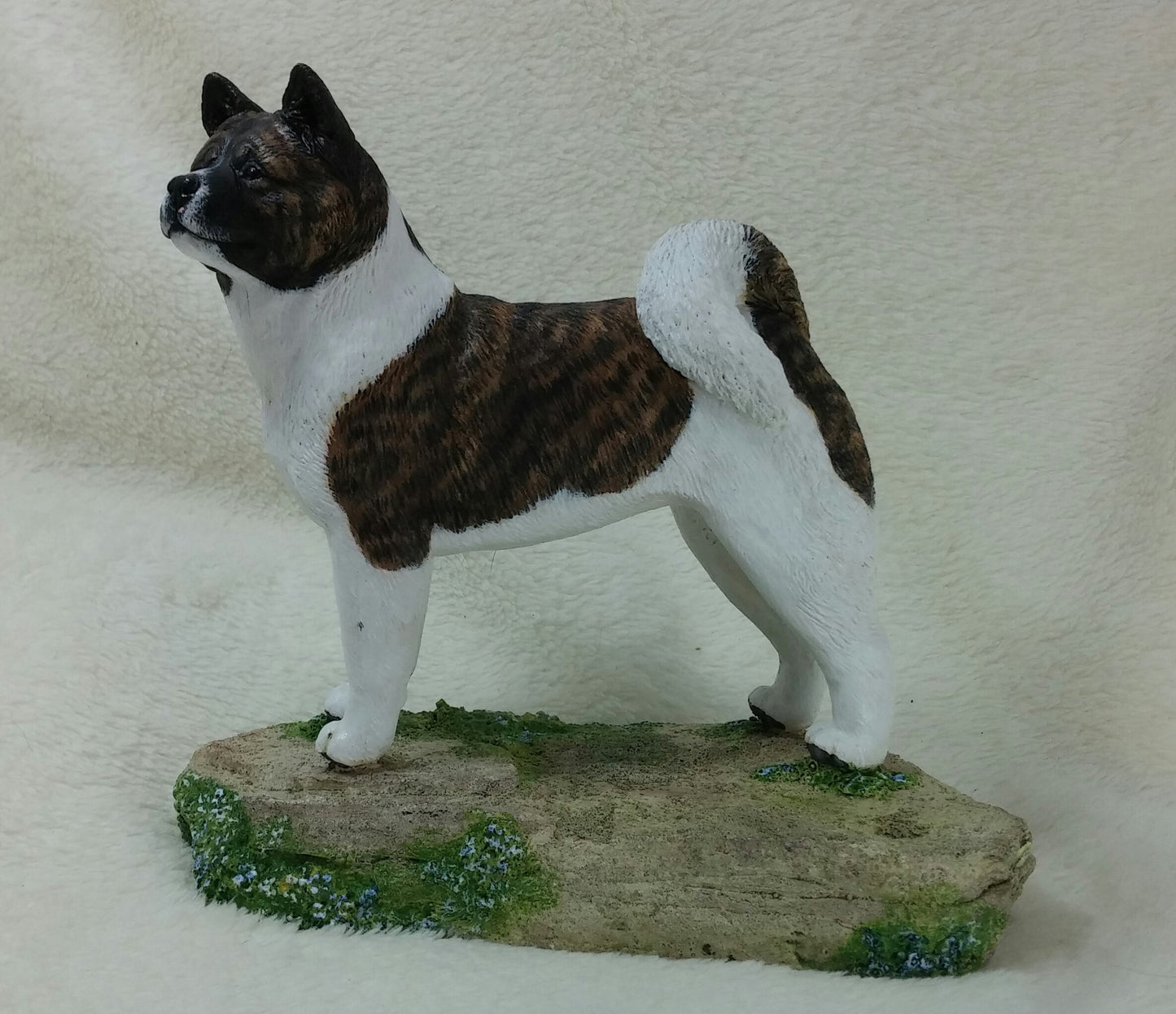 Standing Akita Sculpture By Cavacast